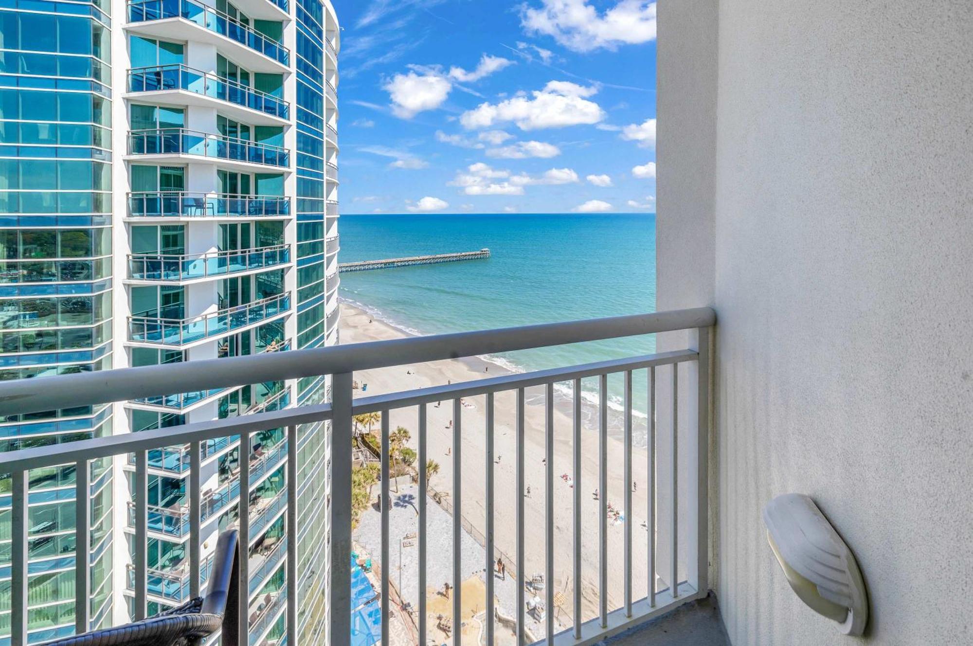 Sandy Beach Resort 1705 - Oceanfront Views 默特尔比奇 外观 照片